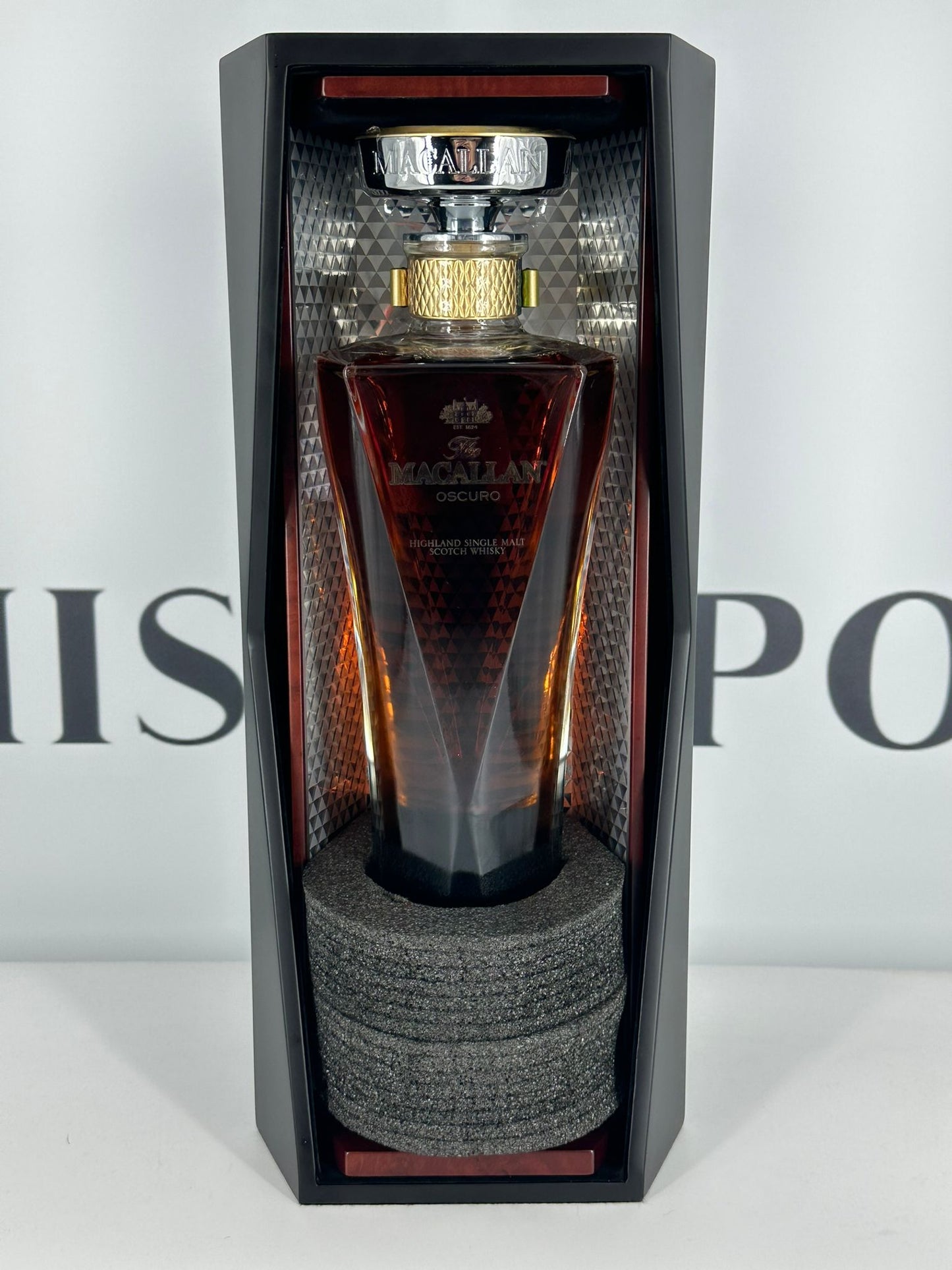 Macallan Oscuro 2017 + Box 46,5% 0,7l