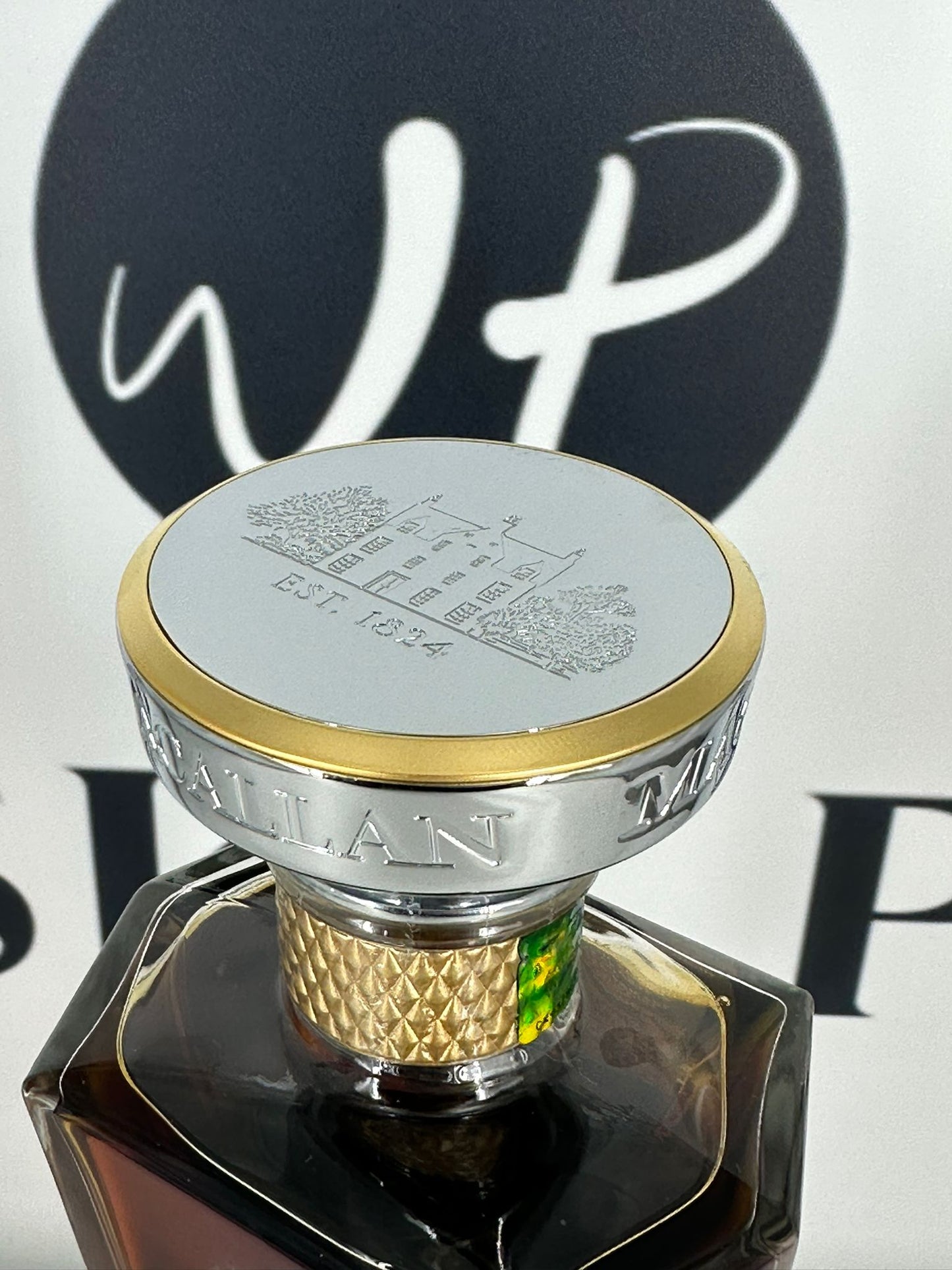 Macallan Oscuro 2017 + Box 46,5% 0,7l